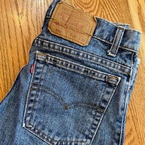 Levi Jeans Medium Wash - great condition.